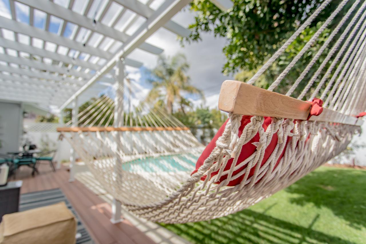 Enchanting Sherman Oaks Home With Pool Permit #Hsr Two One Zero Zero 2605 Los Angeles Exteriör bild